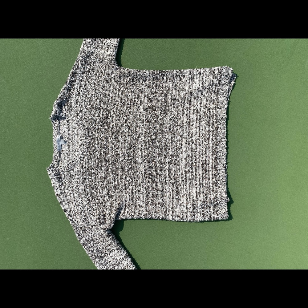 Sweater - Picture 4 of 6